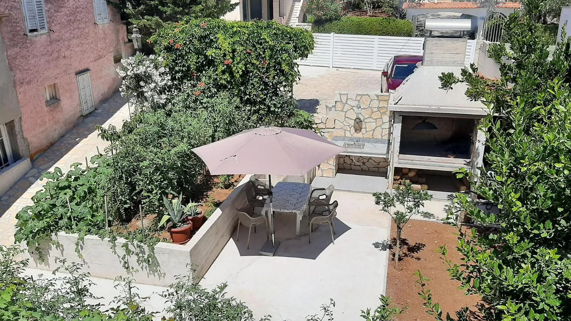 Apartments Sucur Preko