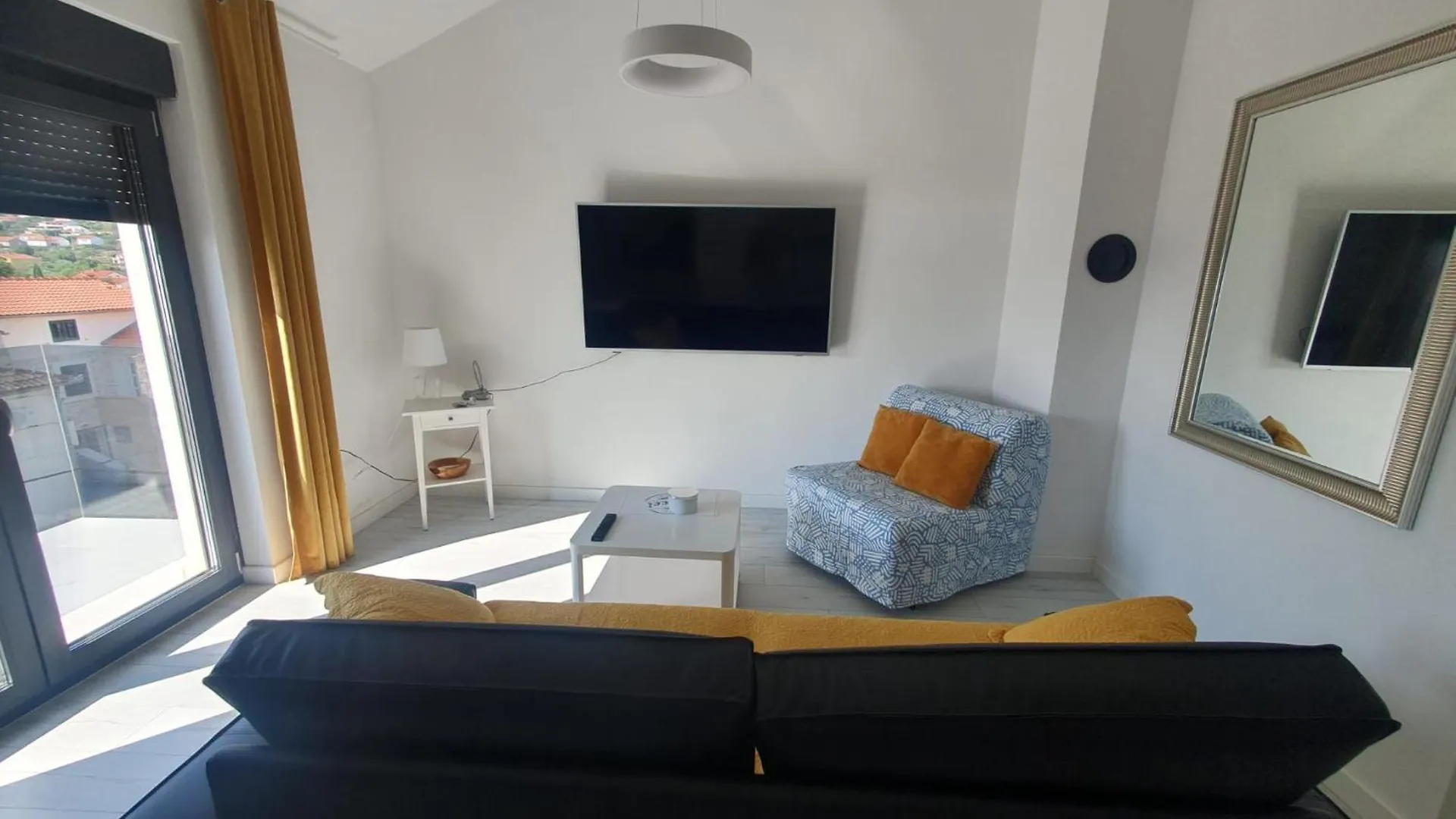 Apartments Sucur Preko